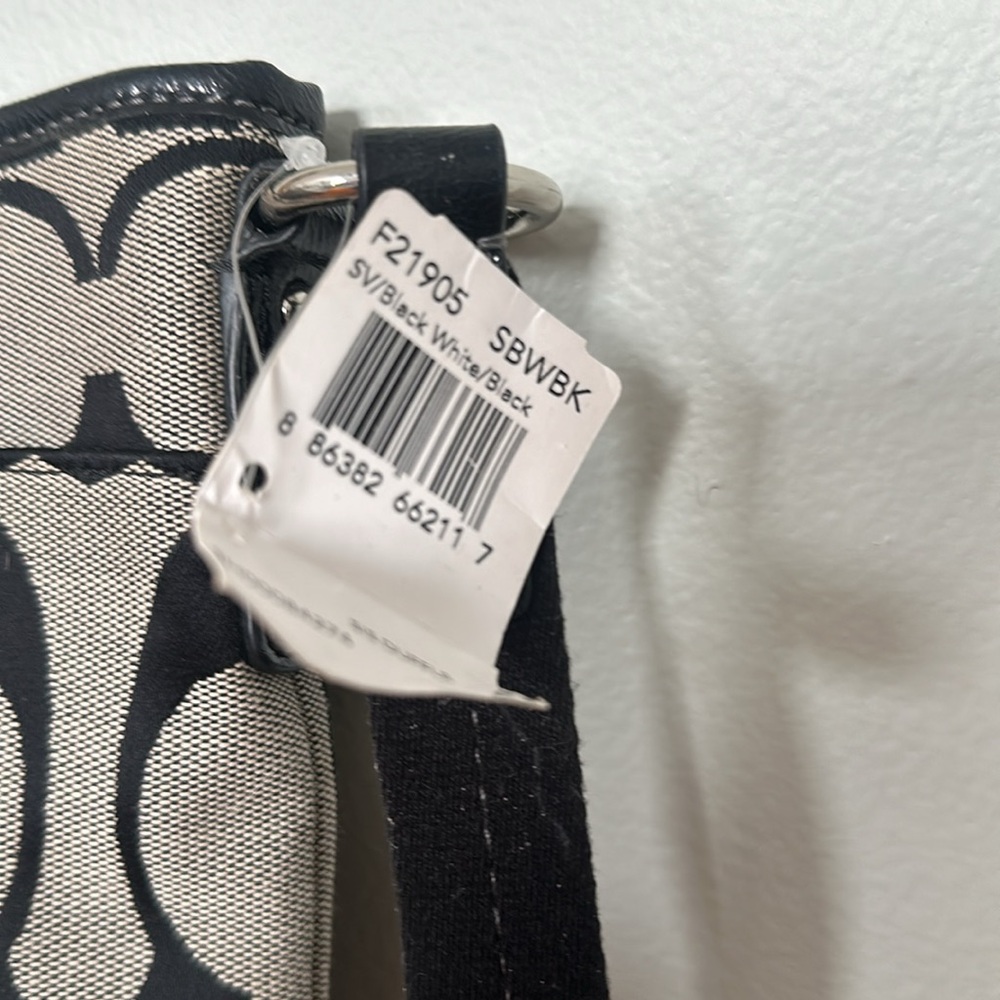 Coach Adjustable Strap Crossbody - Picture 4 of 6